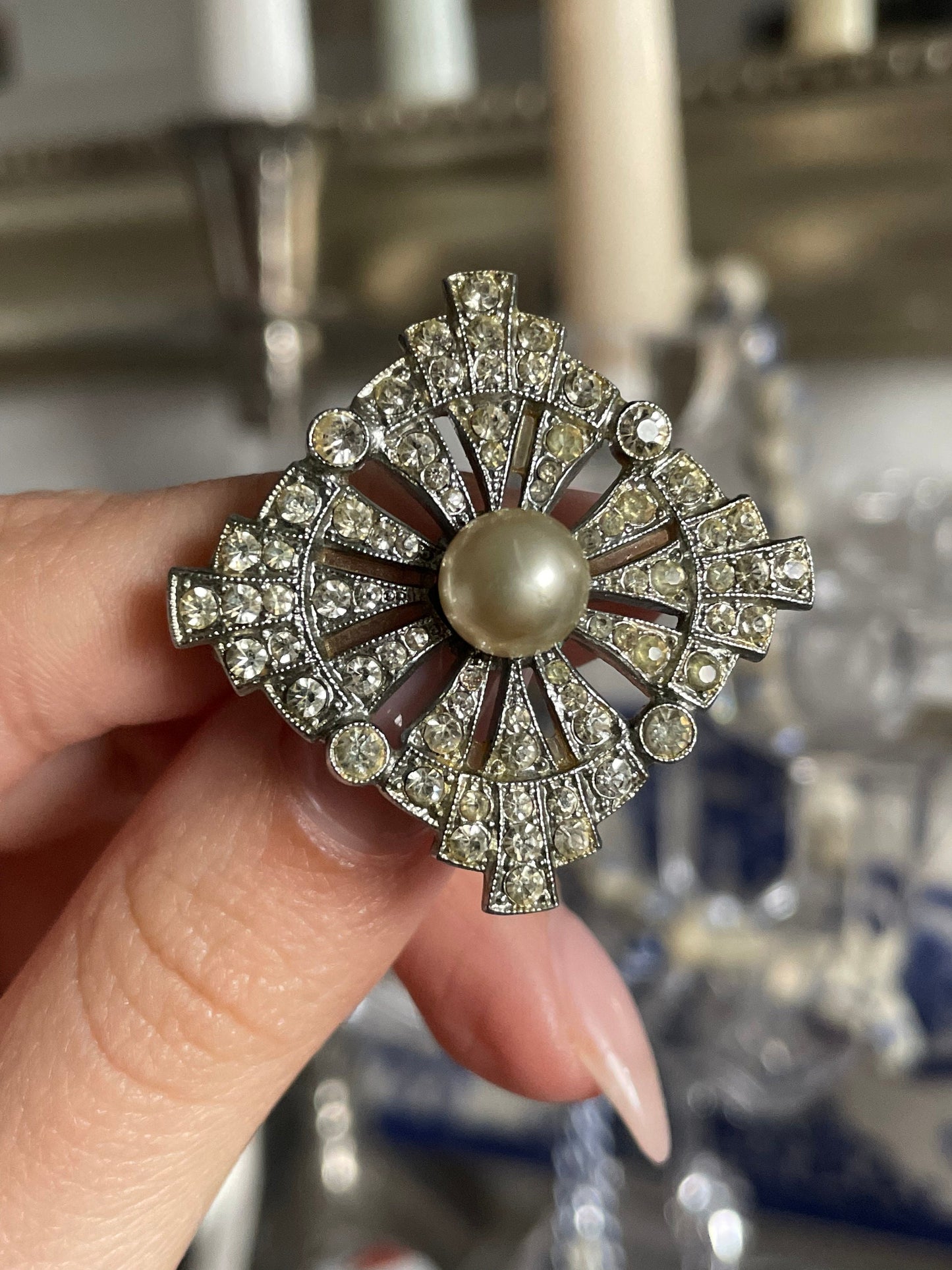 Antique Art Deco 1920s 1930s Rhodium Plated Paste Stone Pearl Brooch