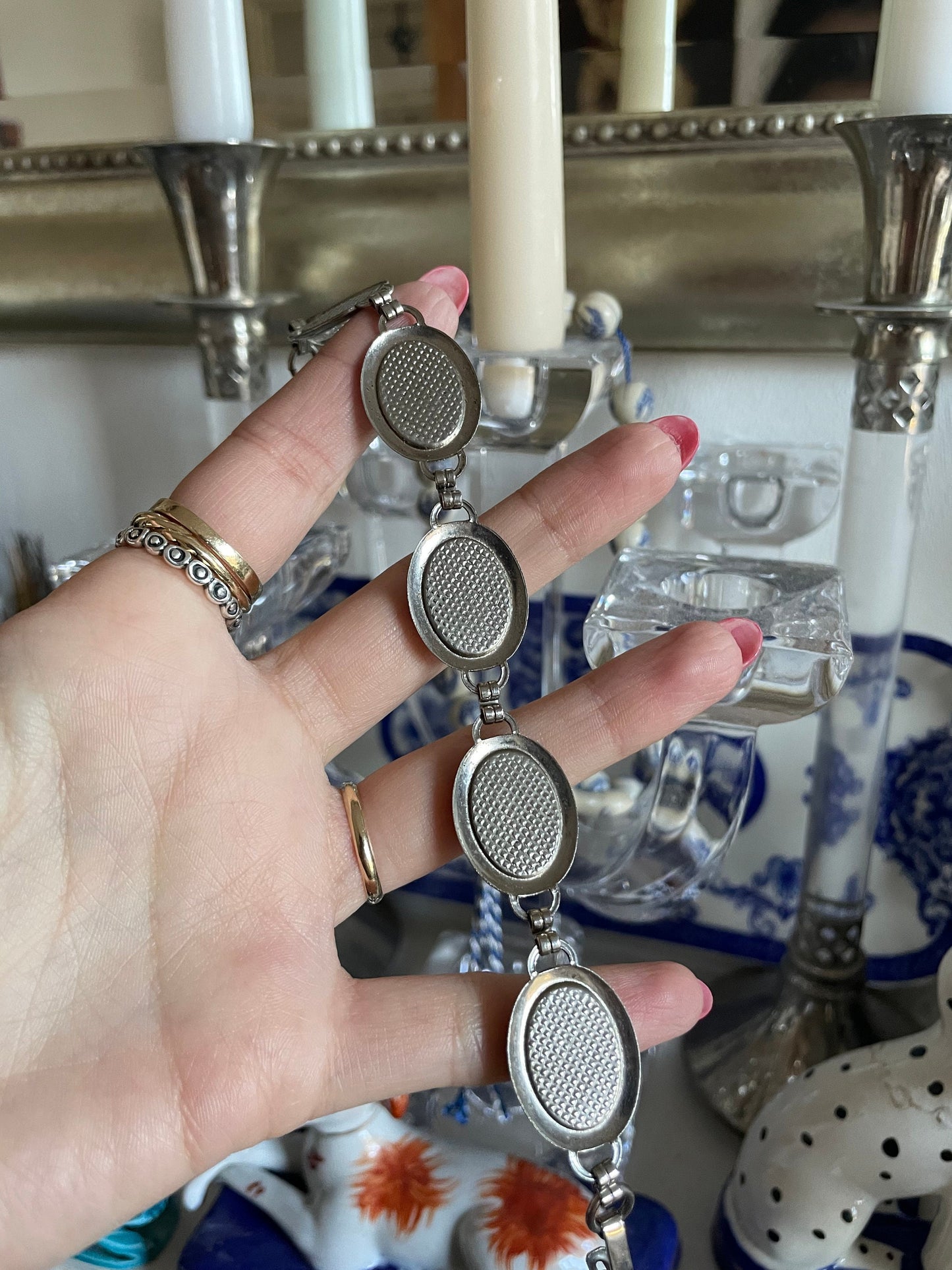 Vintage 1940s New York USA Souvenir Bracelet Intaglio Reverse Painted Glass - Silver Tone