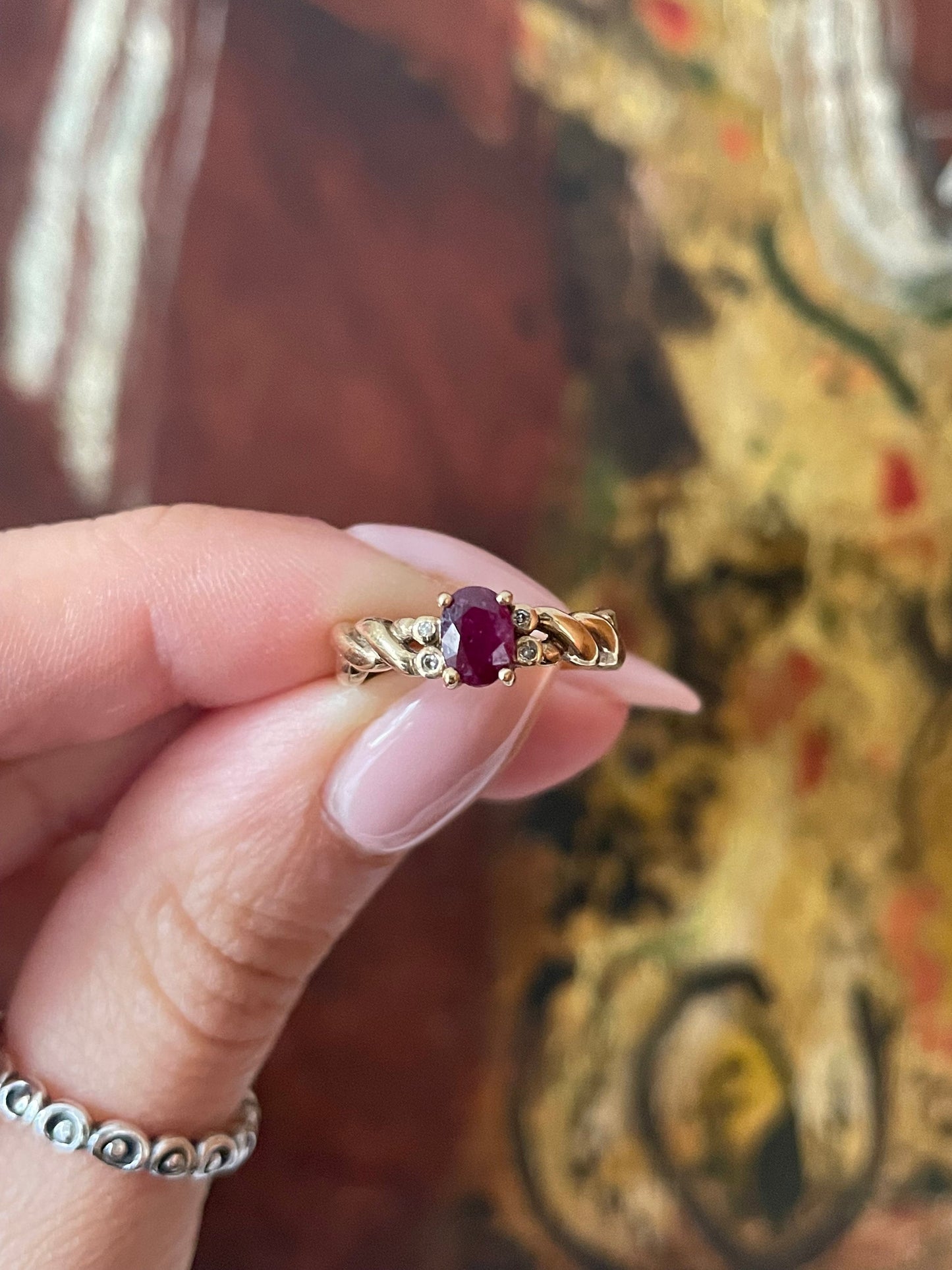 Vintage 1970s Ruby and Diamond 9ct Gold Twist Design Ring - Size K